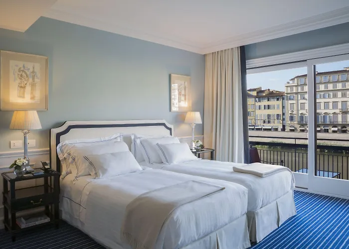 ルンガルノ ルンガルノ コレクション フィレンツェ